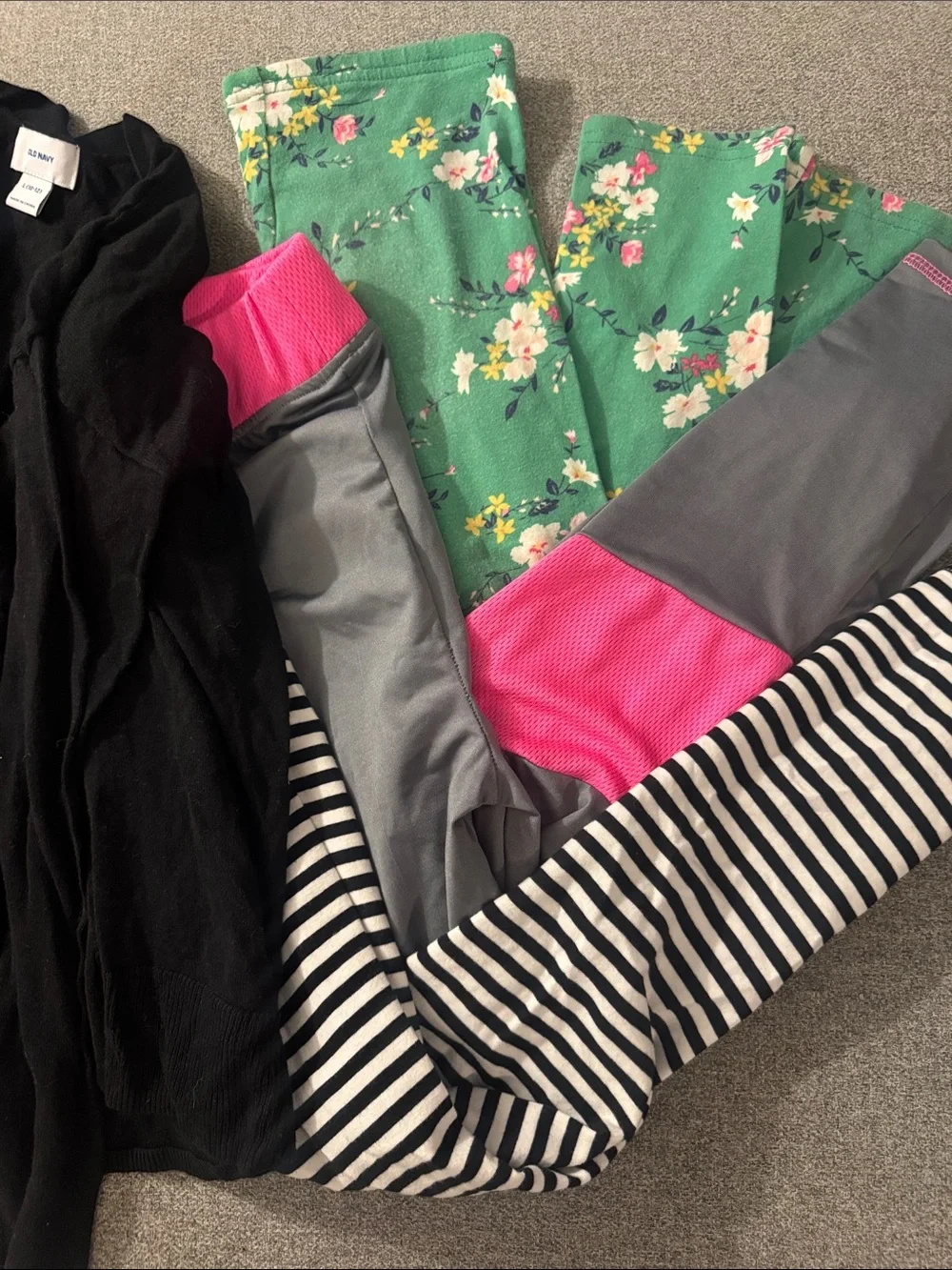 5/$15- Girl’s bundle size large